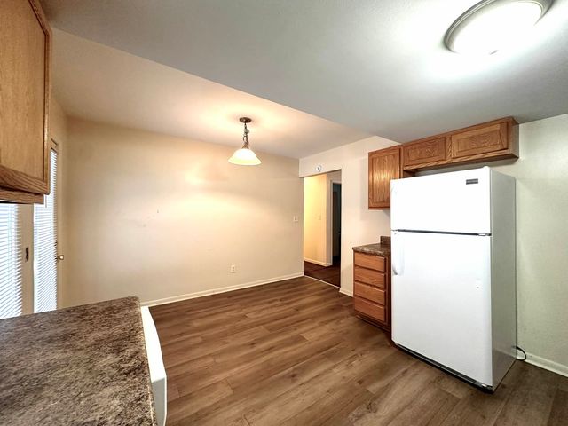 2720 Gilboa Avenue, Zion, IL 60099