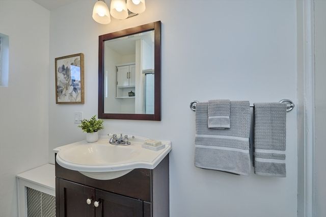 20 Hereford Street 4, Boston, MA 02115