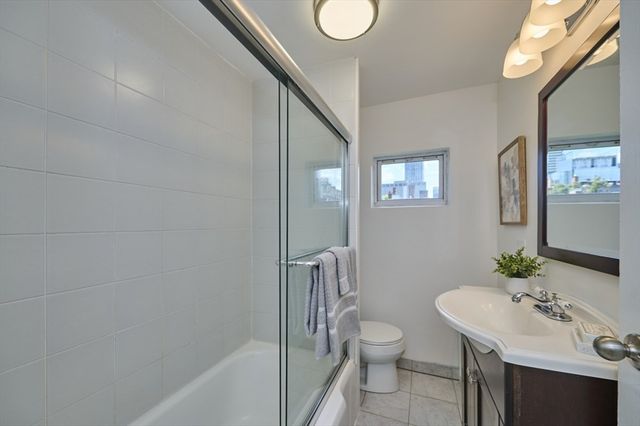 20 Hereford Street 4, Boston, MA 02115