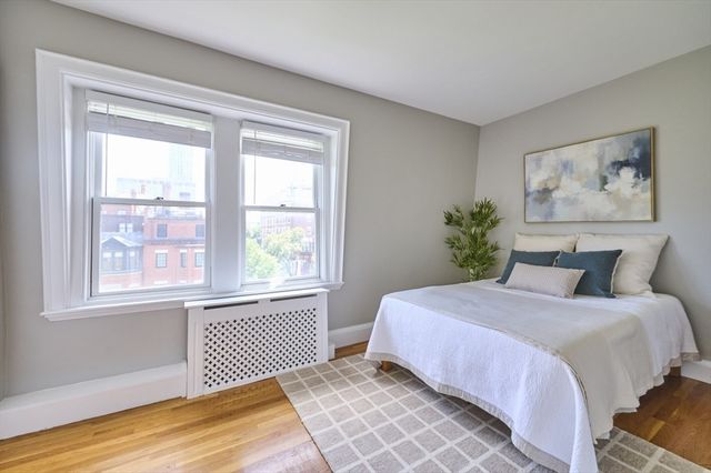 20 Hereford Street 4, Boston, MA 02115