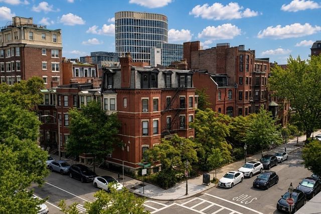 20 Hereford Street 4, Boston, MA 02115
