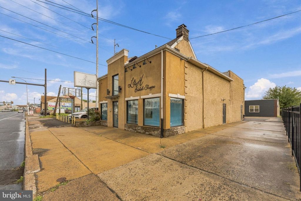 9353-55 OLD BUSTLETON AVE, Philadelphia, PA 19115 — photo 3