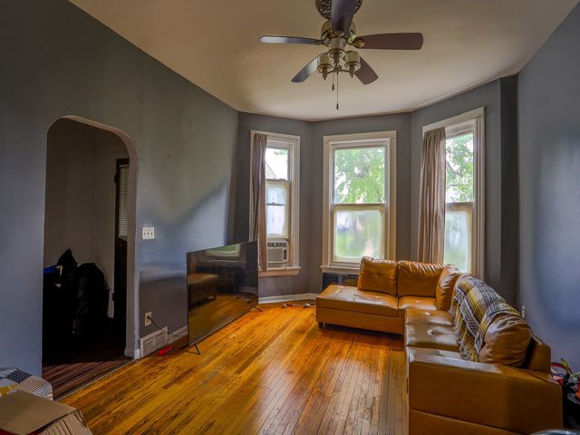 224 N Lockwood Avenue, Chicago, IL 60644