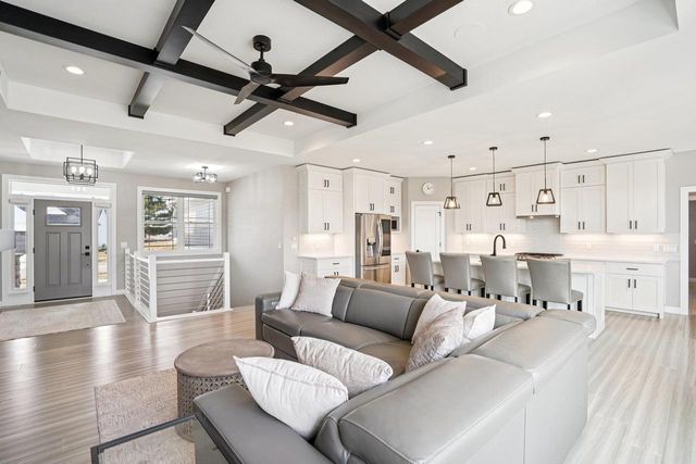 1208 Thistle Dew Lane, Waunakee, WI 53597