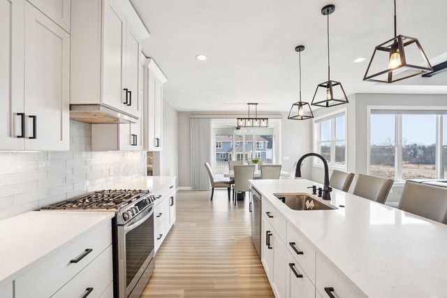 1208 Thistle Dew Lane, Waunakee, WI 53597