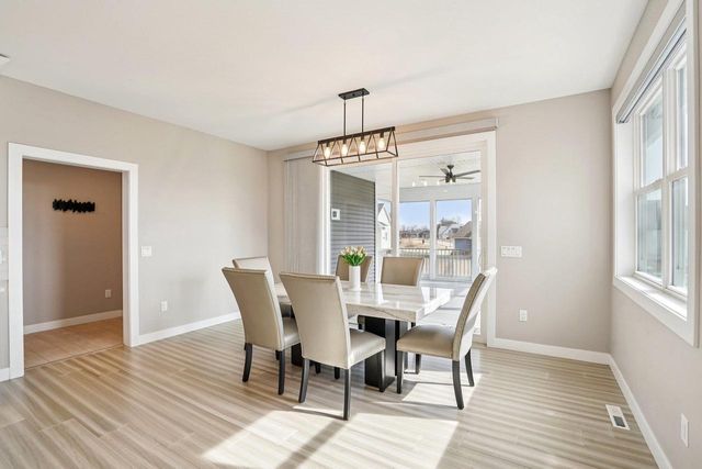 1208 Thistle Dew Lane, Waunakee, WI 53597