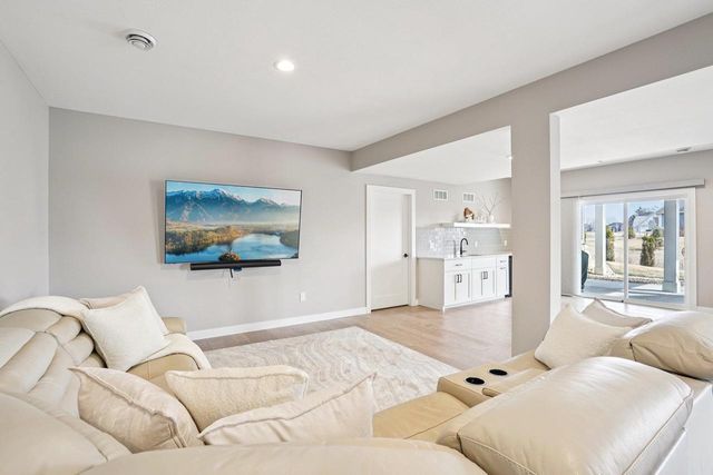 1208 Thistle Dew Lane, Waunakee, WI 53597