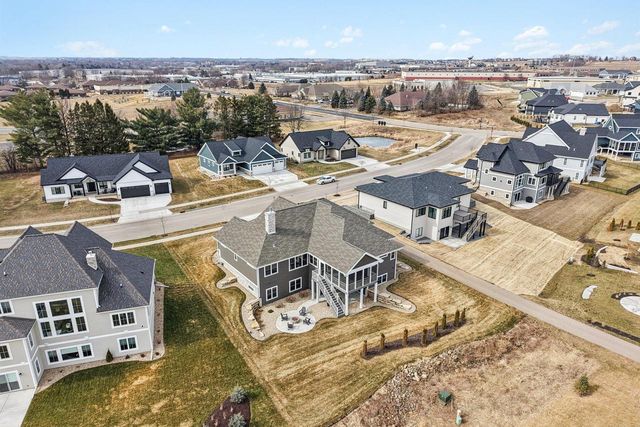 1208 Thistle Dew Lane, Waunakee, WI 53597