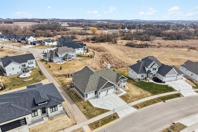 1208 Thistle Dew Lane, Waunakee, WI 53597