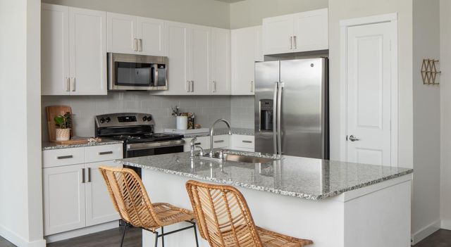 12111 Main Street 10307, Houston, TX 77035