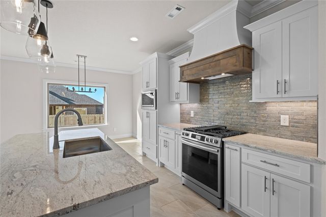 2413 Salmon Street, Pea Ridge, AR 72751