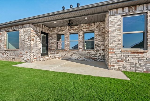 2413 Salmon Street, Pea Ridge, AR 72751