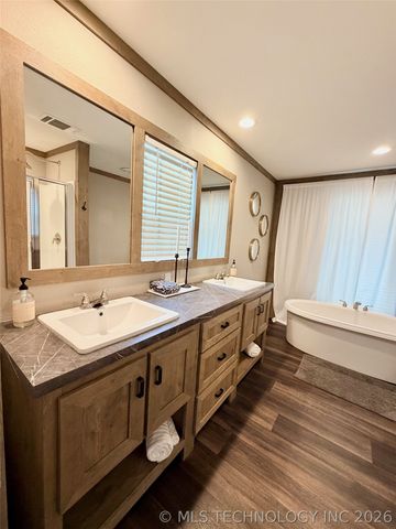 12060 Drew Avenue, Kingston, OK 73439