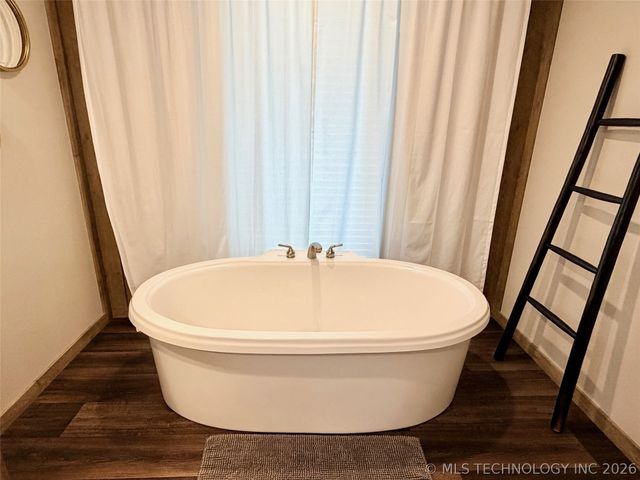 12060 Drew Avenue, Kingston, OK 73439