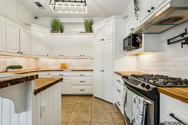 21620 Wj Wicker Rd, Zachary, LA 70791