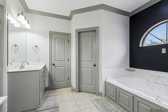 21620 Wj Wicker Rd, Zachary, LA 70791