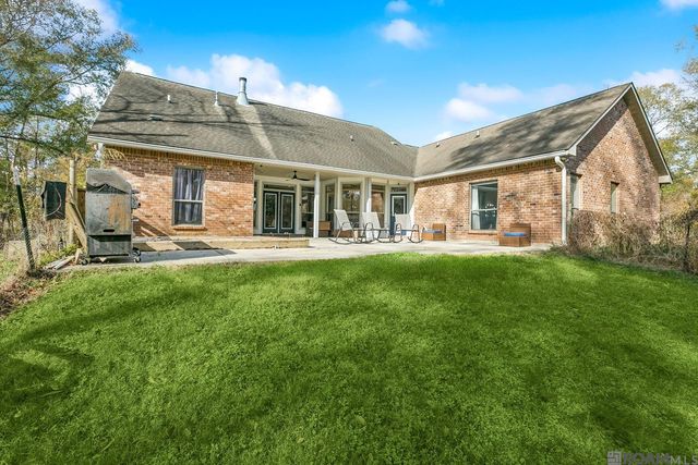 21620 Wj Wicker Rd, Zachary, LA 70791