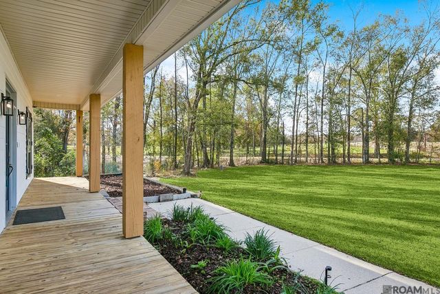 21620 Wj Wicker Rd, Zachary, LA 70791