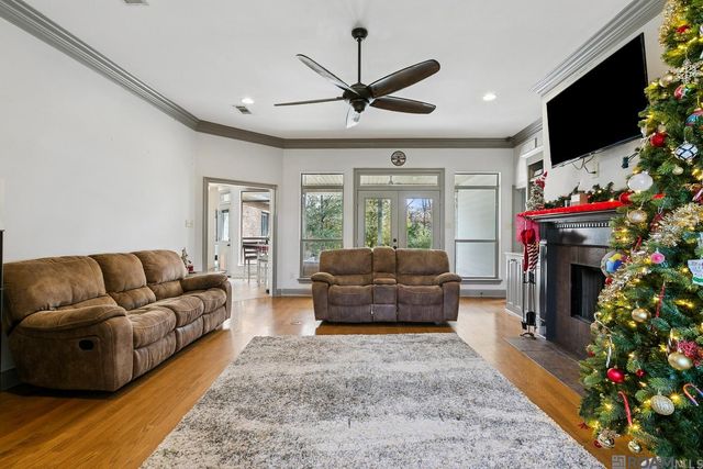 21620 Wj Wicker Rd, Zachary, LA 70791