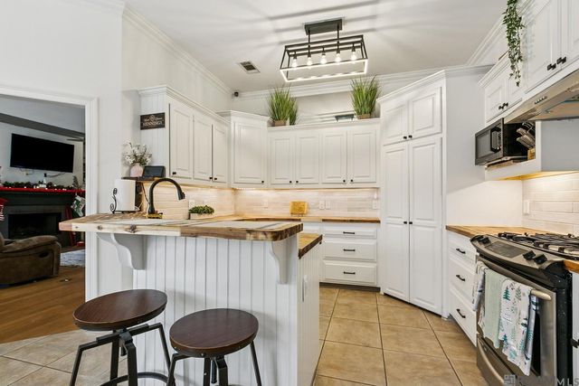 21620 Wj Wicker Rd, Zachary, LA 70791