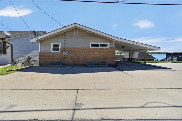 125 Gratiot Boulevard, Marysville, MI 48040