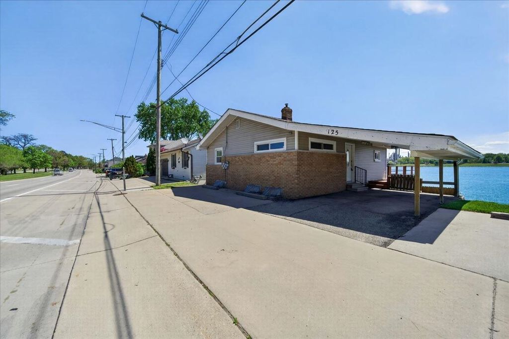 125 Gratiot Boulevard, Marysville, MI 48040