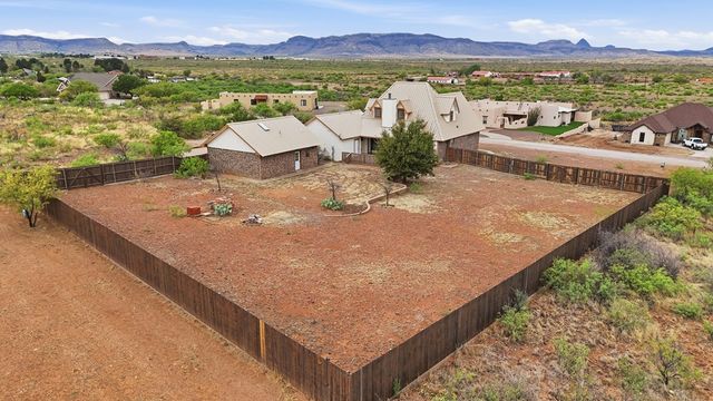 2005 Longbranch, Alpine, TX 79830