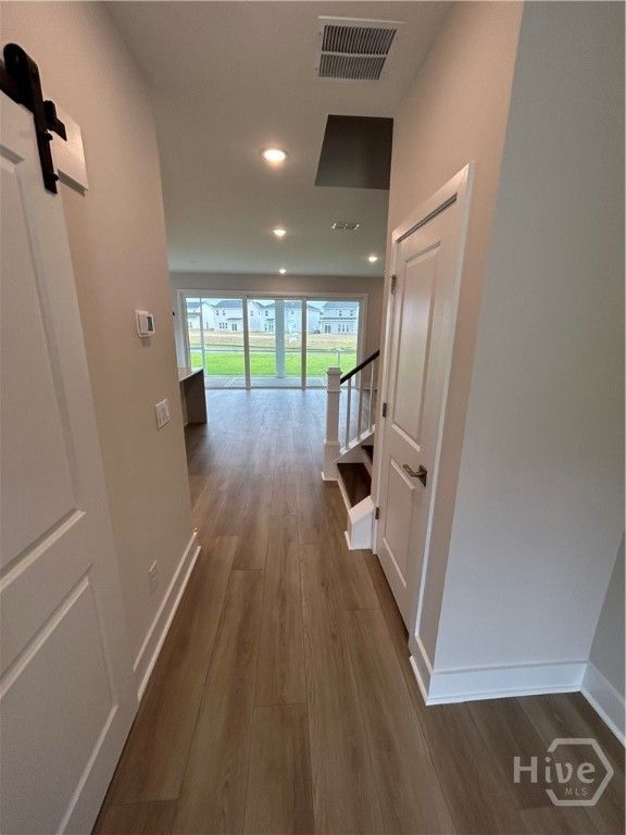 Image 7 of property listing at 135 Mage Circle, Savannah, GA 31302