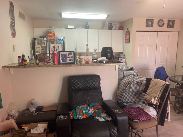645 Executive Center Drive R-105, West Palm Beach, FL 33401