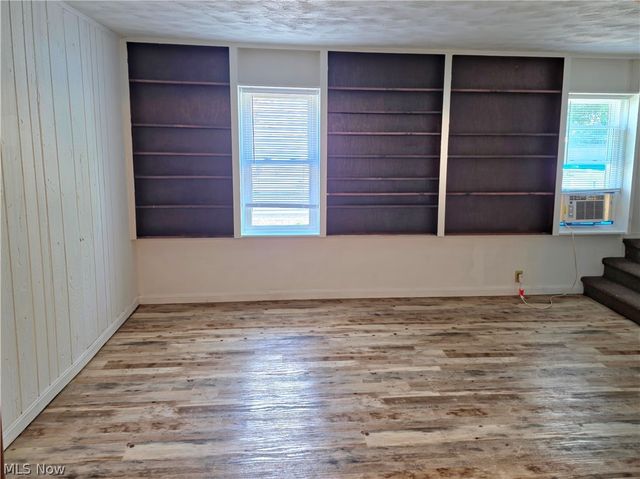 1249 E 342nd Street, Eastlake, OH 44095
