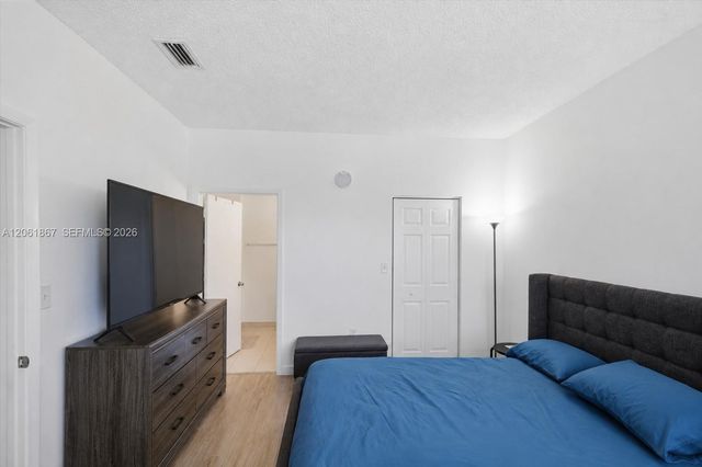 2121 NW 96th Terrace 14D, Pembroke Pines, FL 33024