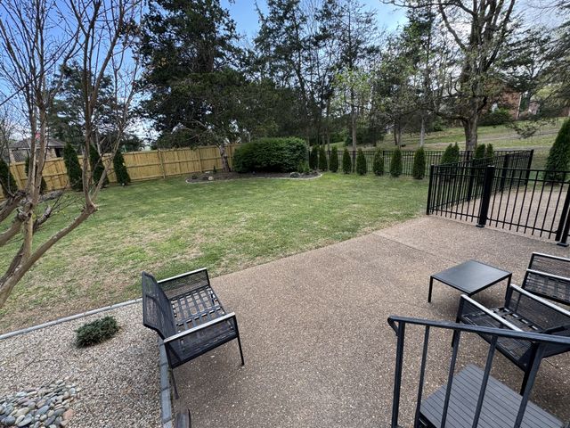 1013 Beech Tree Ln, Brentwood, TN 37027