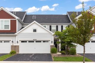 4200 Calder Lane, Aurora, IL 60504