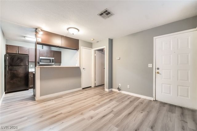 3603 Di Salvo Drive 140, Las Vegas, NV 89103