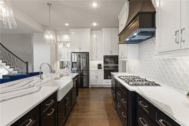 5947 N Cosby Street, Kansas City, MO 64151