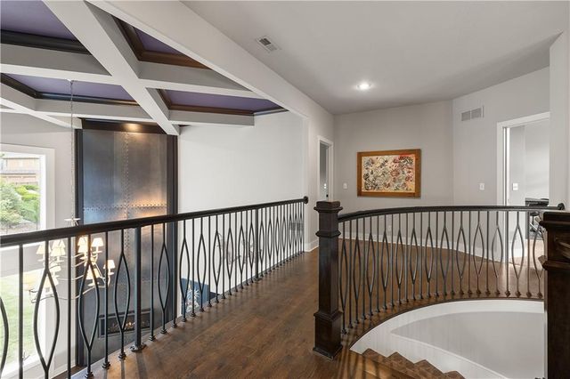 5947 N Cosby Street, Kansas City, MO 64151