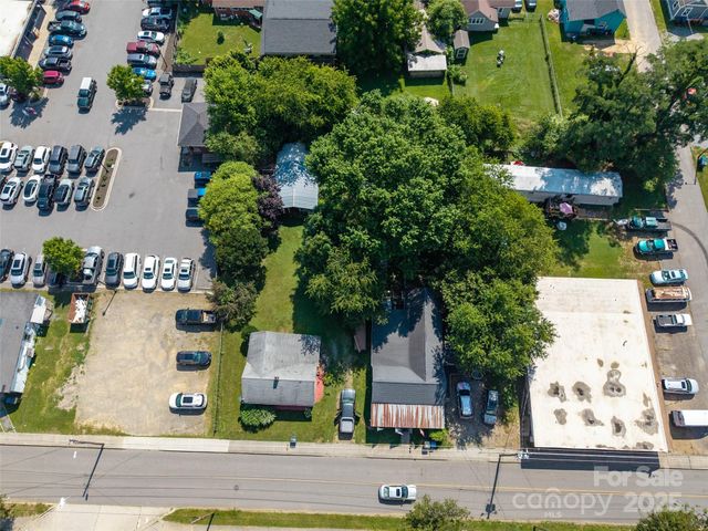 51 Riverbend Street, Waynesville, NC 28786