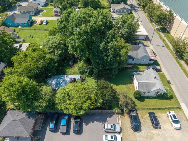 51 Riverbend Street, Waynesville, NC 28786