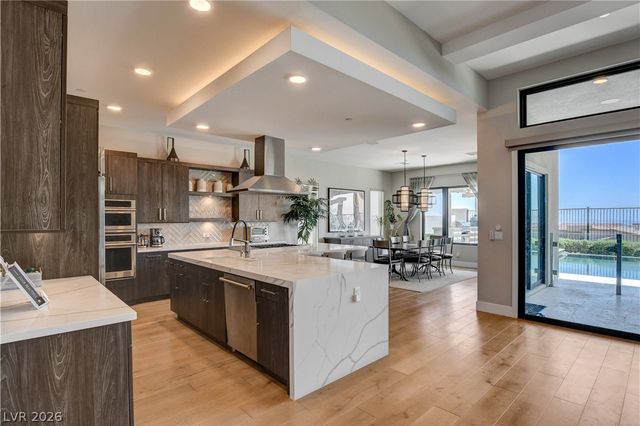 556 Vista Sunset Avenue, Las Vegas, NV 89138