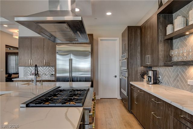 556 Vista Sunset Avenue, Las Vegas, NV 89138