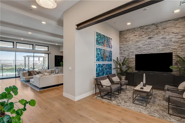 556 Vista Sunset Avenue, Las Vegas, NV 89138