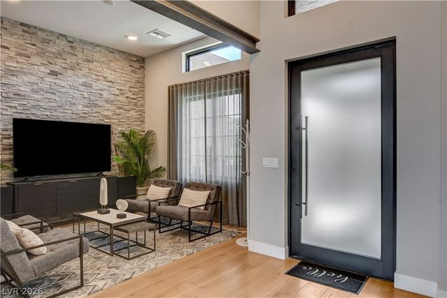 556 Vista Sunset Avenue, Las Vegas, NV 89138
