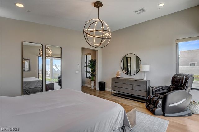 556 Vista Sunset Avenue, Las Vegas, NV 89138