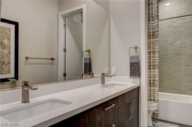 556 Vista Sunset Avenue, Las Vegas, NV 89138