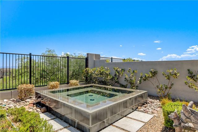 556 Vista Sunset Avenue, Las Vegas, NV 89138