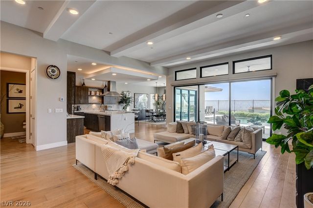 556 Vista Sunset Avenue, Las Vegas, NV 89138