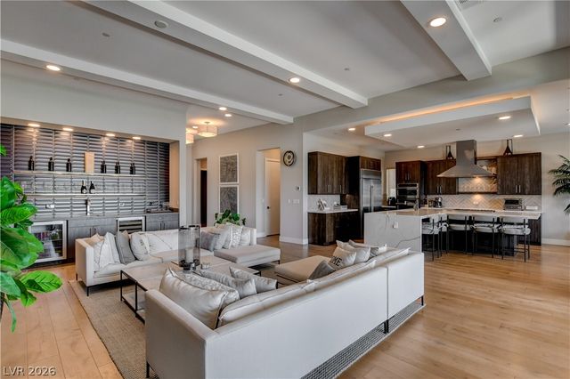 556 Vista Sunset Avenue, Las Vegas, NV 89138