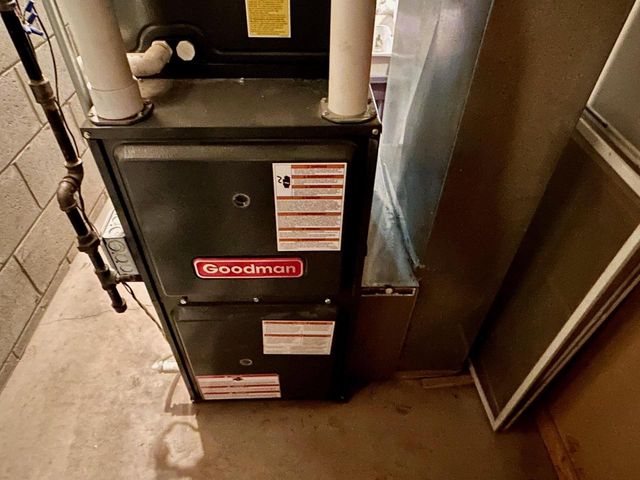 5221 W Loomis ROAD, Greendale, WI 53129