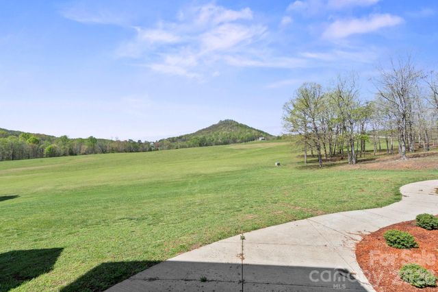 447 Willow Pond Lane, Hiddenite, NC 28636