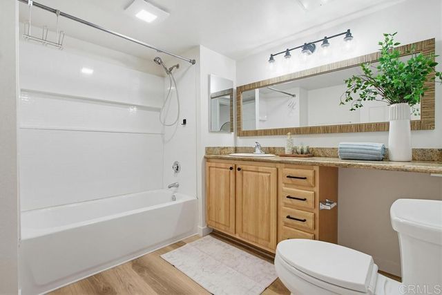 150 N River Circle N 105, Oceanside, CA 92057